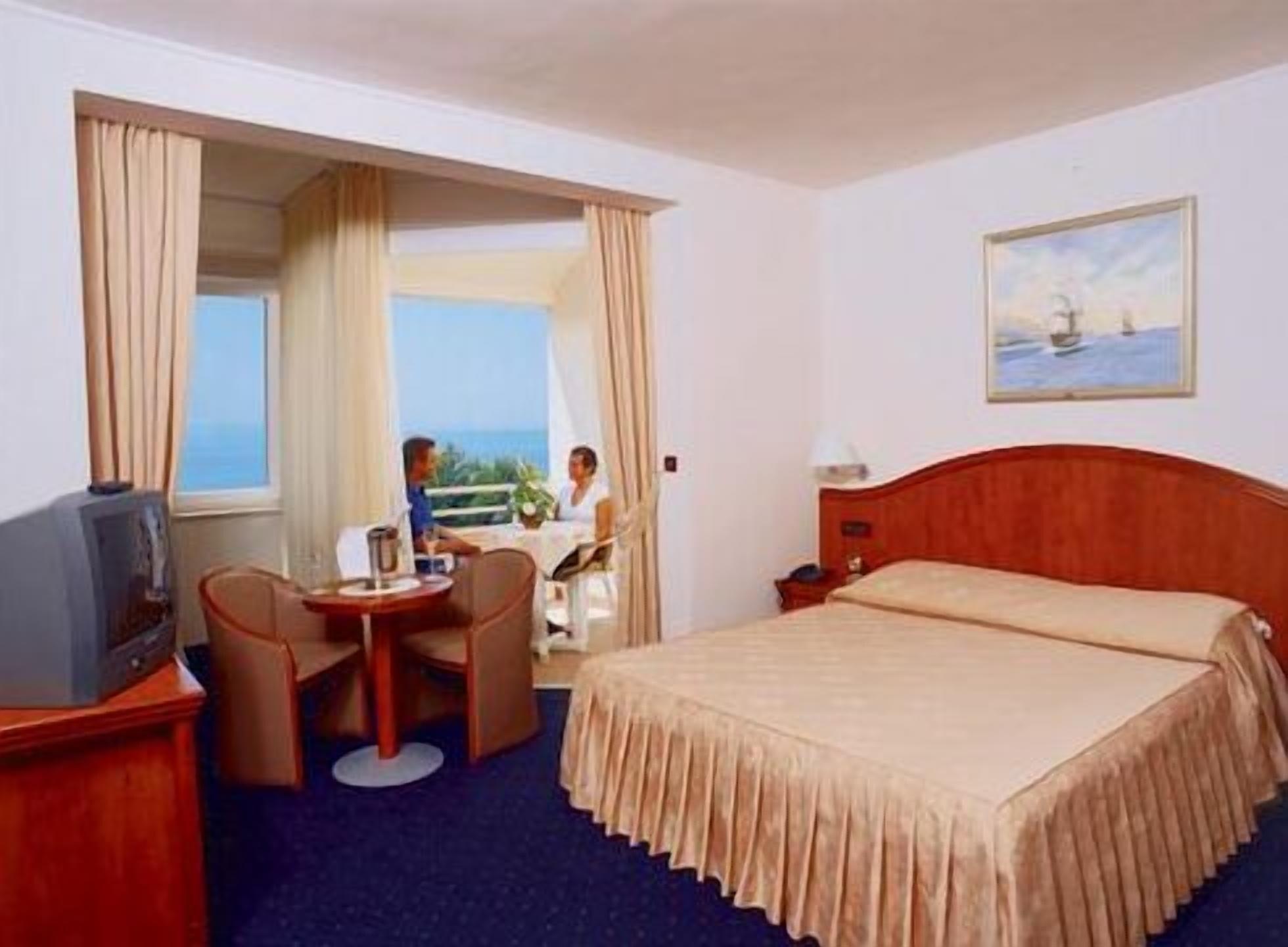 טוצפי Hotel Villa Marija מראה חיצוני תמונה