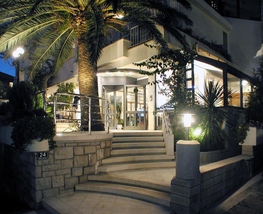טוצפי Hotel Villa Marija מראה חיצוני תמונה