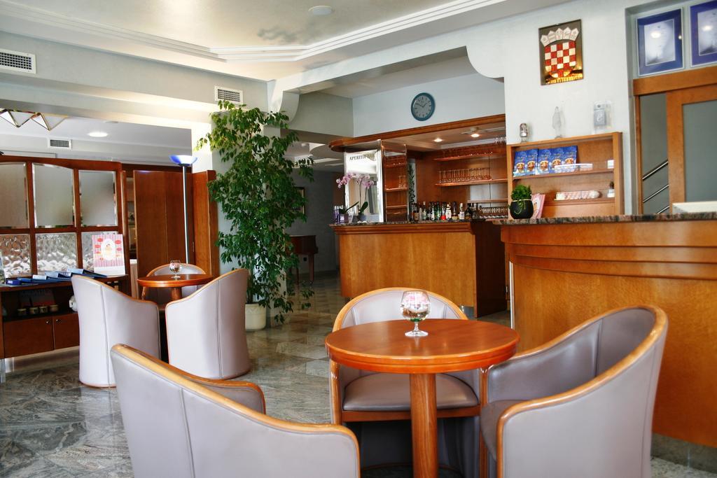 טוצפי Hotel Villa Marija מראה חיצוני תמונה